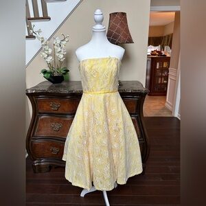 MONIQUE LHUILLIER Spaghetti Strap Dress YELLOW LACE OVERLAY Size 8